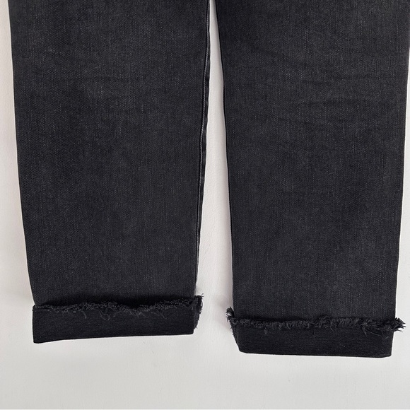 GAP Mid Rise Girlfriend Jeans with Washwell in washed black, 27 Short - Picture 9 of 12